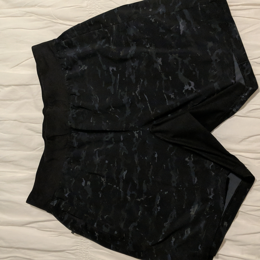 Men's Lululemon Camo Black Shorts